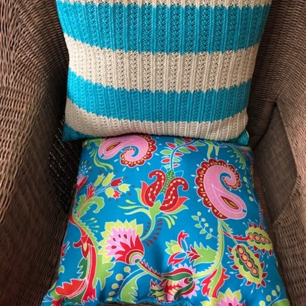 STRATFORD Outdoor Paisley White Blue Stripe Raffia Weatherproof Pillow